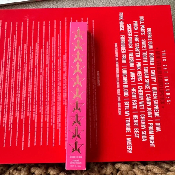 NWT JEFFREE STAR COSMETICS Velour Lip Liner - Dirty Money - 5 Available - Picture 7 of 10